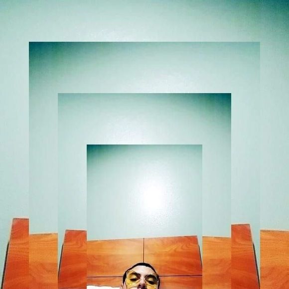 Meet your Posher, Dominic - Picture 1 of 1